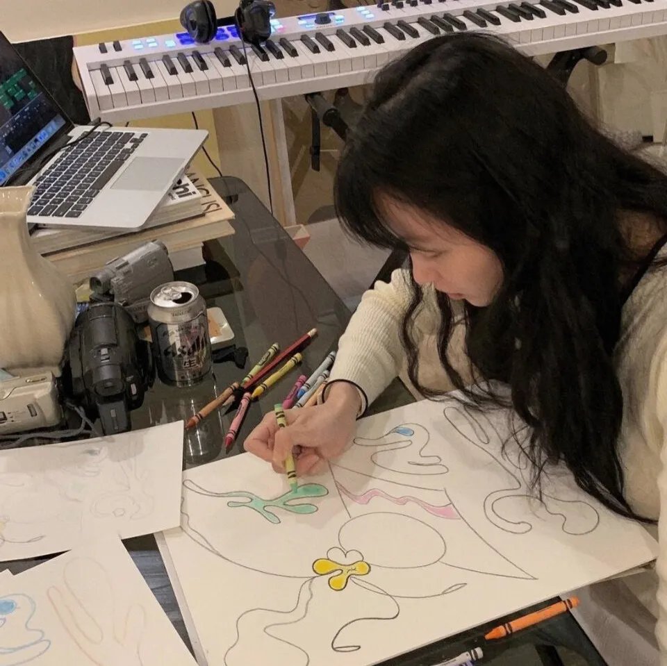 再世红装覆江山